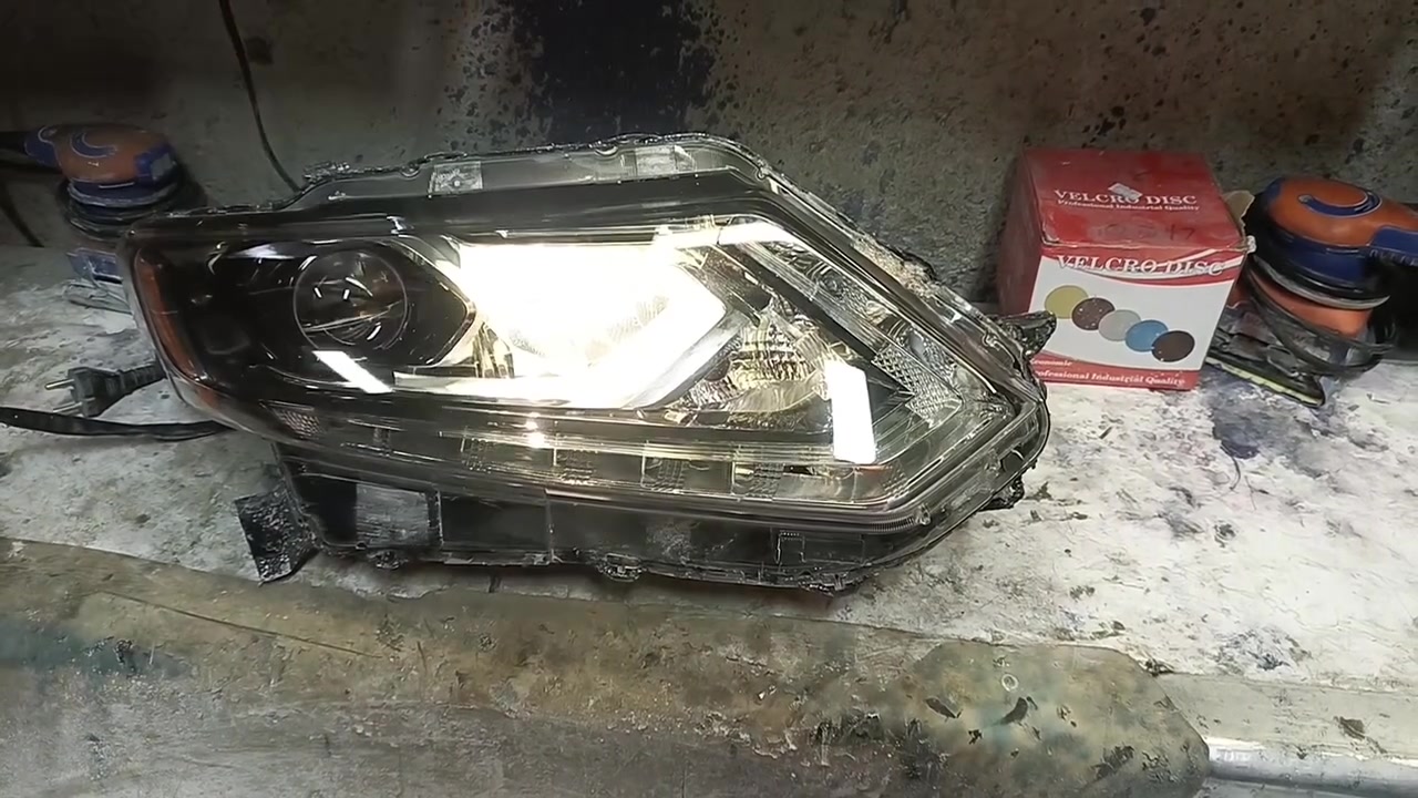 🔥 للبيع لايت نيسان روج رياضي جهة اليمين 🔥
يرهم موديلات 2014 إلى 2020

✨ لايت بلادي Full LED ✨ عالي LED + واطي LED ✨ إشارة LED ✨ شغال كامل 100% ✨ ما بي أي ضرر أو كسر ✨ جاهز للتركيب

قطعة أصلية ونظيفة وممتازة للي يدور أداء قوي وشكل مرتب.

📞 للاستفسار: ***********

الجادين فقط.

