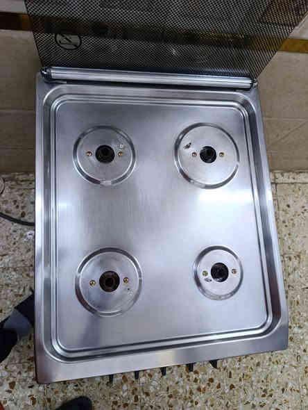 طباخ 4اعيون يونيفرسال مصري ناره زركه مثل ما موضح
مال بيت عل فحص اخو الجديد مكاني  بغداد حي العامل سعر 120
***********
