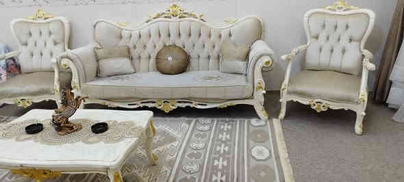 للبيع تخم ملكي زان تركي 10نفرات مع طبله وسطيه مكان كربلاء استفسار على رقم فقط مكلف بل نشر ***********
