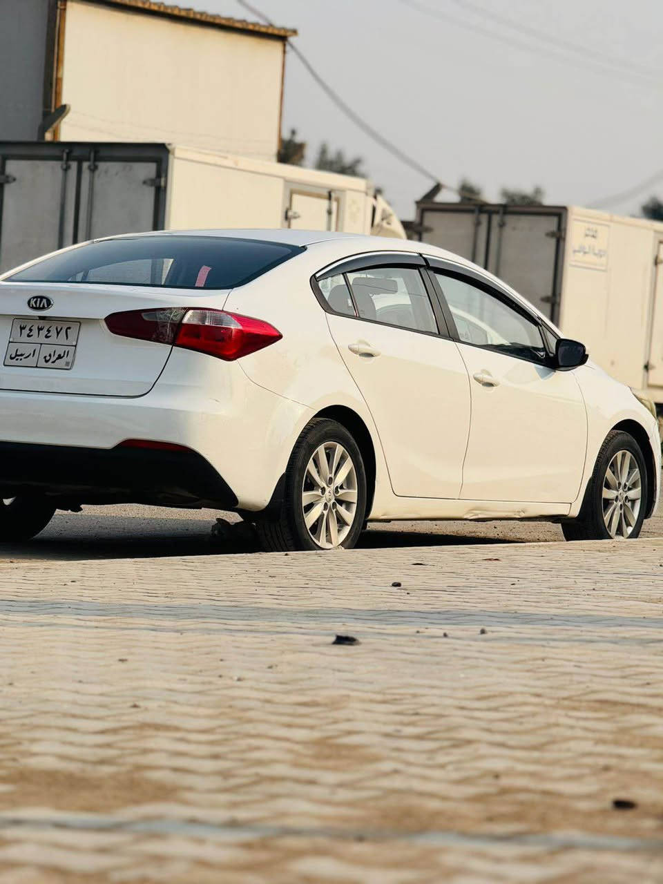 سيراتو 2014 مكفولة عدا باب السايق مبدل السعر 116 وبيه مجال للاستفسار الاتصال على *********** النجف, العراق
