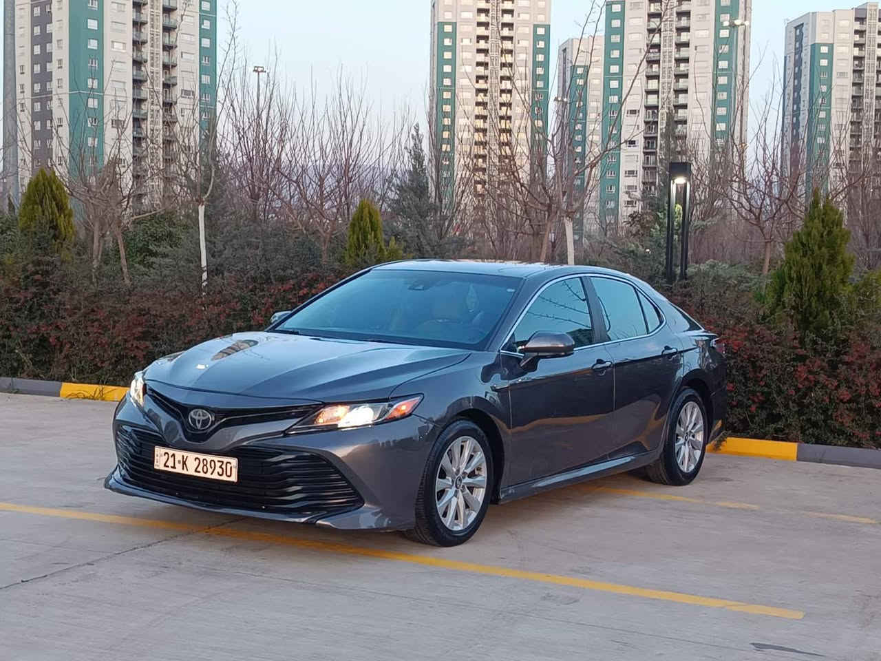 TOYOTA KAMRI   2018   تویوتاکامری 
*********** 
نمونە لە جوانیا 
69هەزار رۆشتوە 
گیرو مەکینەی بەشەرت نەکراوەتەوە
زۆر تندو تۆڵ و بێ مسروفە 
بەناوی خۆمانەوەیە   تحویل و غرامە بەشەرت 
بۆنیدو چملغ بۆیاخە ناوی نەگرتوە 
ژمارەی شاسیم داناوە 

***********
***********
سلیمانی  ڕاپەرین السليمانية, العراق
