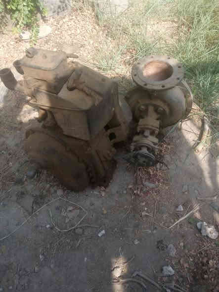 سلام عليكم اخوان يوجد ماطور ابو العشره تبريد هوه جاهز بس القاعدة مال الشاصي خربانه خنزيره خير من الله وياه هوز ابو السته 7متر  وياه مذب ومصفي جاهز السعر 275الف قفل المكان ذي قار الغراف ال سهلان رقم المبايل ***********
