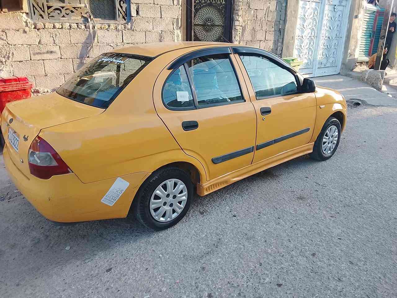 سلام عليكم طيبه موديل 15 بيه رشات صبغ بدون دواخل محرك وكير وحداديه وتخم تاير وشواصي  جدد مصفره هيه وغرامات رقم نكليزي بسمي مكان كربلاء سعره 27.   ***********
