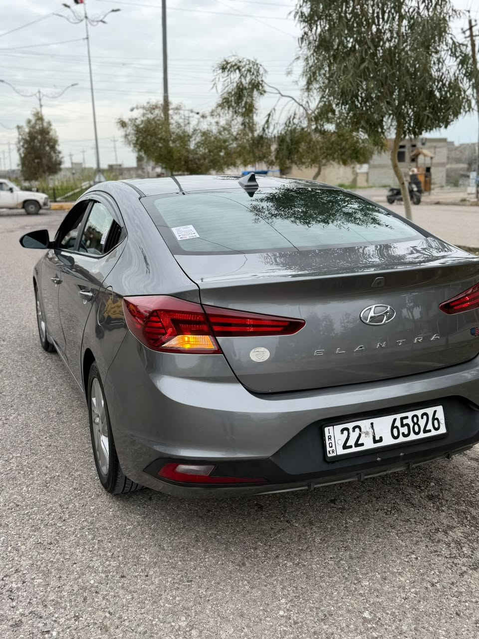 السلام عليكم
لنترا موديل 2019

رقم اربيل جديد

نص فول

رادار امامي خلفي 

نقطه عمياء

كامره دوار 

ويل 16 

مكينه 20 دوش 

كير اي تي 

ضرر بوند فقط بدون دواخل بشرط

مكان السياره موصل 

***********
