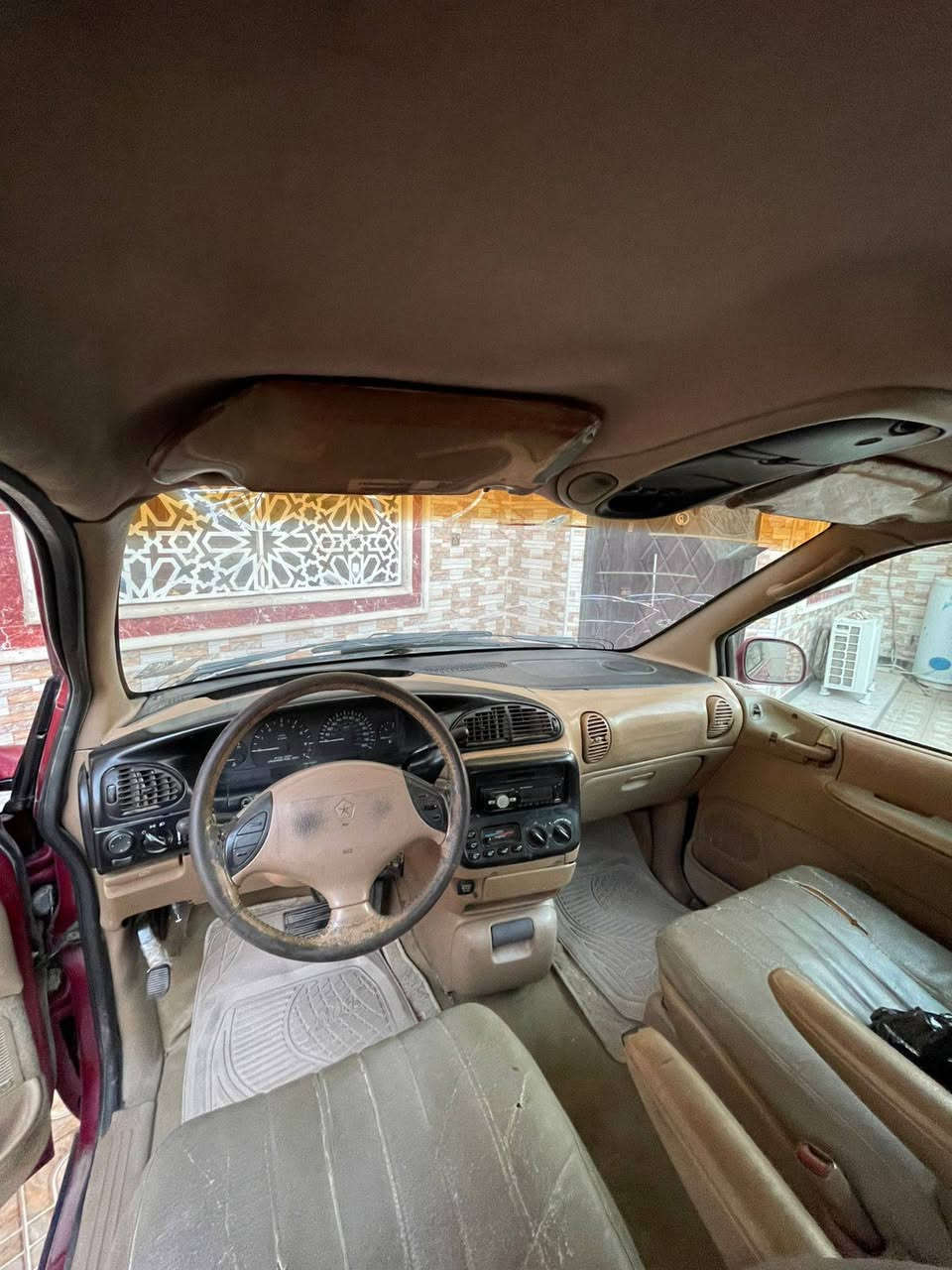 السلام عليكم للبيع دوج كرفان ٧راكب مديل 96رقم بغداد بسمي سنويه ل28 تبريد شغال ثلج ثلاث قطع مكينه كير تخم تايركفاله سياره ابلاديه بدون صبغ الاستفسار الاتصال *********** مكلف بلنشر
