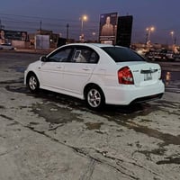 للبيع سياره هونداي اكسنت موديل2011 محرك 16 تبريد تدفئه السياره نضيفه ب...