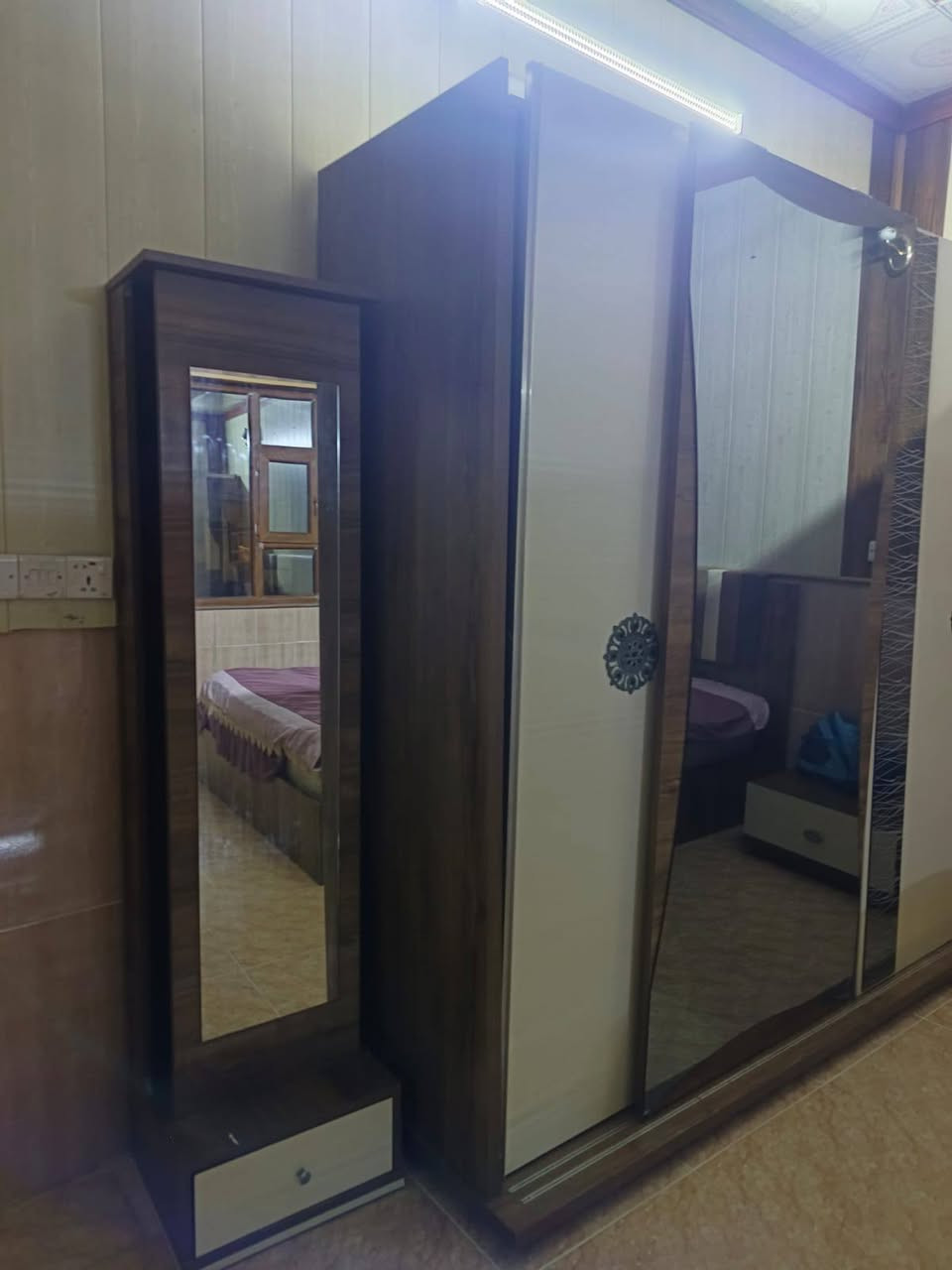 غرفه نوم  درجه اولى تركي ٧ قطع المكان اربيل هوكاري
📞***********
