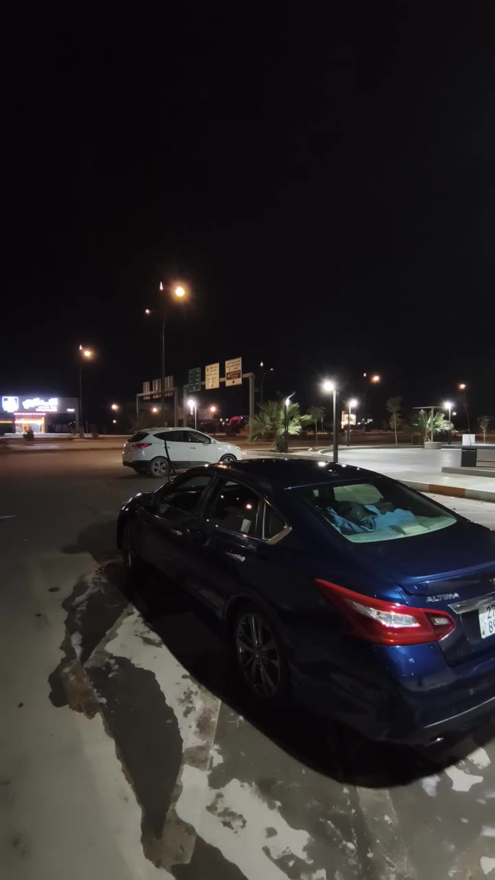 سلام عليكم نيسان التيما ٢٠١٨  SR
كير  مال ٢٤ توني شاده ماصالي اسبوعين 
مكينه ٢٥٠٠ cc خير من الله 
حداديه نقصها بس طبله
سياره واكعه عليها سقيفه 
مذيه القماره بس بارد
والتكمه والبيبان صبغ مالت الله سياره صفحه اليمنى والجنطه والبجم ولا زلغ بس صفحت سايق مو حلوه يردالها تعمير 
بسمي سنويه ٣٠ توها داخله هزه مابيها أي نقص 
مكاني ناصريه 
رقمي *********** وتساب 
السعر ٩٥ وبيها مجال
