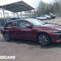 نيسان سنترا موديل 24 فول مواصفاتSV سيارة موجودة بالحرة تريد مطروح بالح...