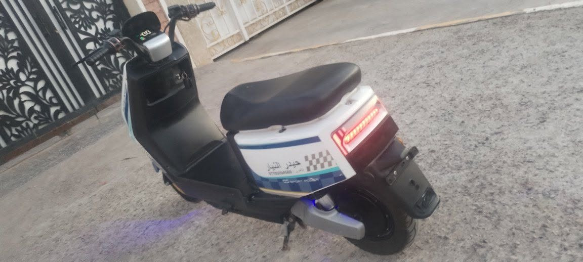 سلام عليكم دراجة جاهزه بدون نقص سعرها مناسب ٣٧٥ مكان بغداد ***********

