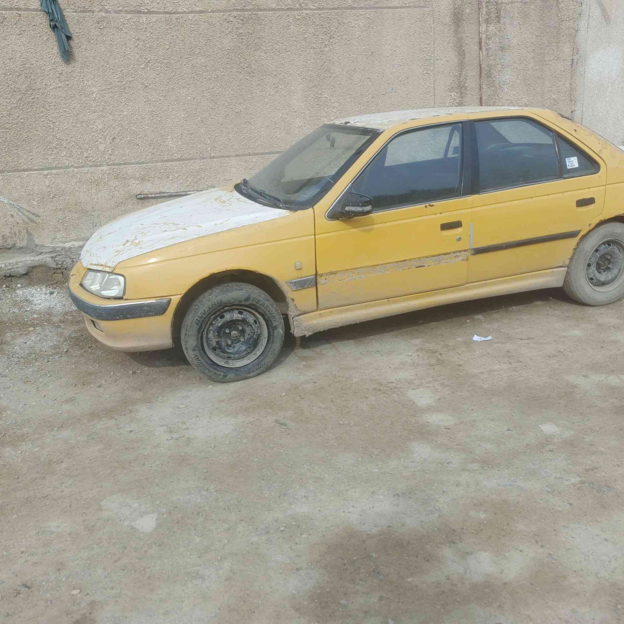 سلام عليكن من رخصت مدير الكروب بارص 2010سيارة خير من الله مكينة وكير وصدر كلة جديد راعيهة ظيعت رقمة بيتهم بشعب عدي مستمسكاته سنوية ل2020غرامات ماعيهة هية عليهة 700يعني لياخذهة يروح لراعيهة وبل عافية علي اني ابيع كوم حديدسعر 17 ***********
