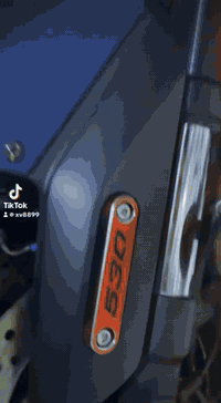 شباب تي ماكس للبيع    2019  فولل مكاني بغداد مدينه الصدر.    هـ  07706...