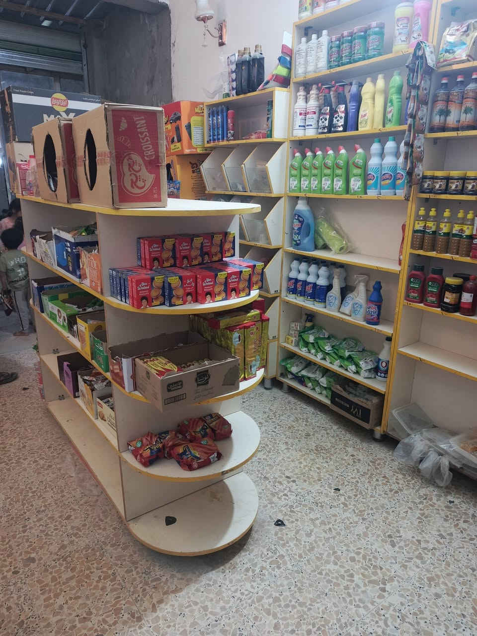 سلام عليكم شباب عندي غراض محل للبيع نجف حي النداءستفسار ***********
