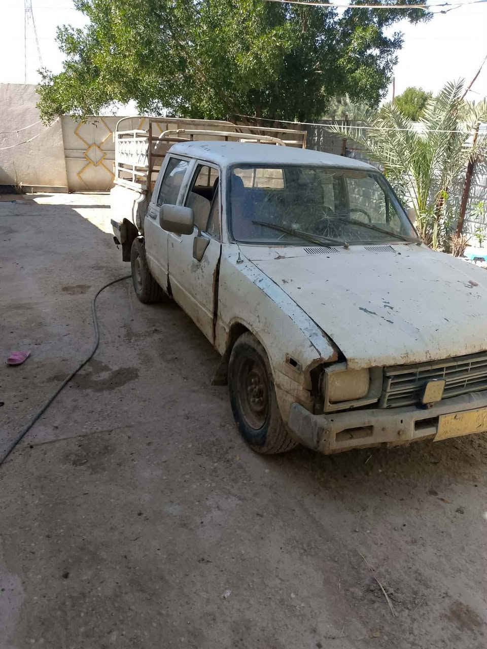 سلام عليكم للبيع بيكم تيوته سياره جاهزه تواير جدد كهربايات شغاله حداديه زينه رقم بغداد  بس راعيه ماواصله ابيع بدون راعي مكان ناصريه مركز الشراي يتصل ***********
