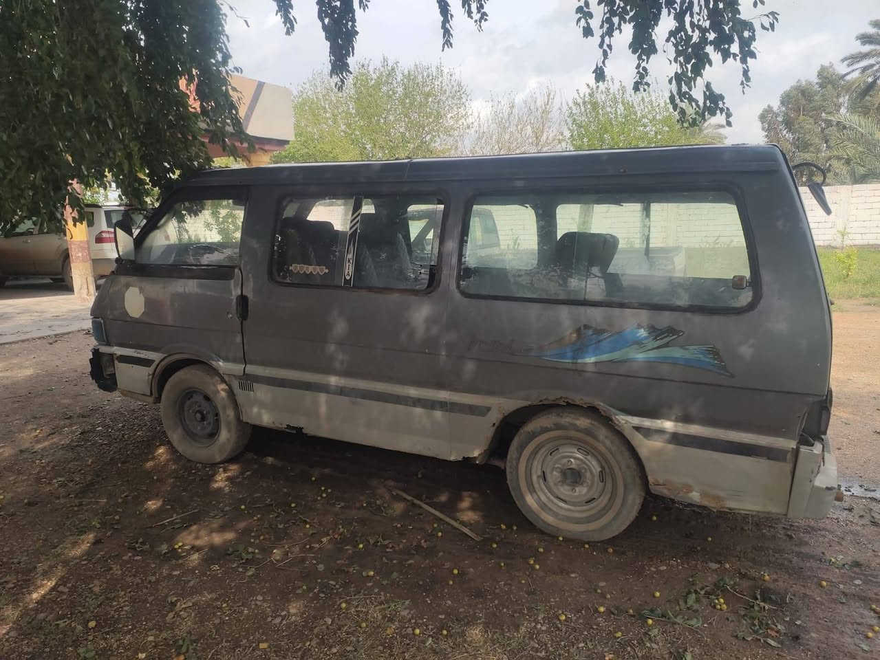 سلام عليكم كيه بسته موديل 93محرك كير اكسل خير من الله   سنويه نهايت ال 27شواصي كدام جدد صدر امامي جديد باتري جديد سلف جديد دانمو جديد قرفه حلوه بس بيه شاصي خلفي مكسور  تايرات خير من الله سعر 20اوبيهه مجال عليه قرامات 850الف عل مشتري اي ستفسار بي*********** واتساب  عنوان السياره بغداد ابو غريب
