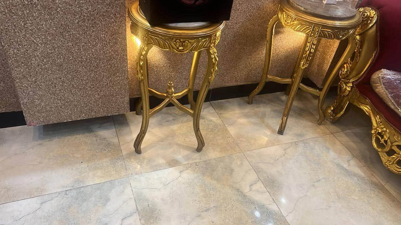 تخم تاج ضخم صبغ حراري خشب عاج ١٢ مقعد 
للبيع مليون ونص وبي مجال للشراي مكاني الشعب حي اور


**إذا كنت صاحب هذا الإعلان وتريد حذفه لأي سبب، رجاءا أرسل رسالة إلى الدعم الفني**