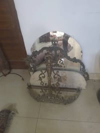 كونسول مع مراية • تحفية نحاس كبيرة • حي الجامعة