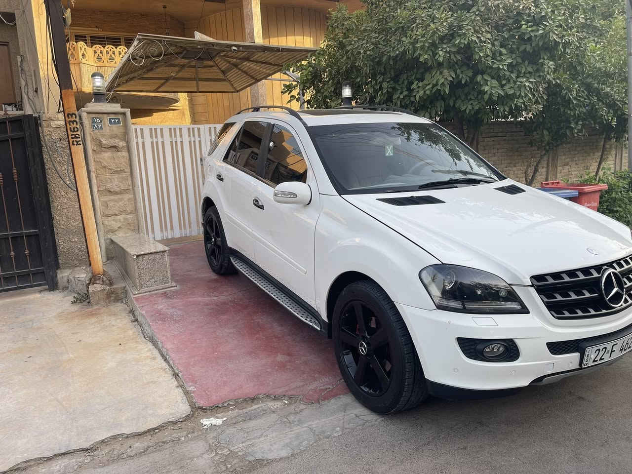 السلام عليكم اخوان
مامتواجد فيس فقط وتساب او اتصال 
مارسدس 350 ML
رقم اربيل الجديد هزه جديده
فول موصفات 
سلايت 
بصمه 
جلد
 تحكمات ستيرن
 ويل كب 
مري شفط 
اشاير بالمري 
شاشه كامره دواره 
تحكمات ستيرن 
قبق جنطه شفط برده صندوك
 لايت زنون عدسات 
كير مكينه بشرط 
تبريد شرط تنصي
بيها قطعتين صبغ فقط بدون دواخل 
مكاني بغداد العامريه122 سعرها وبيها مجال
بالخير ع ياخذه سياره جديده 
***********
