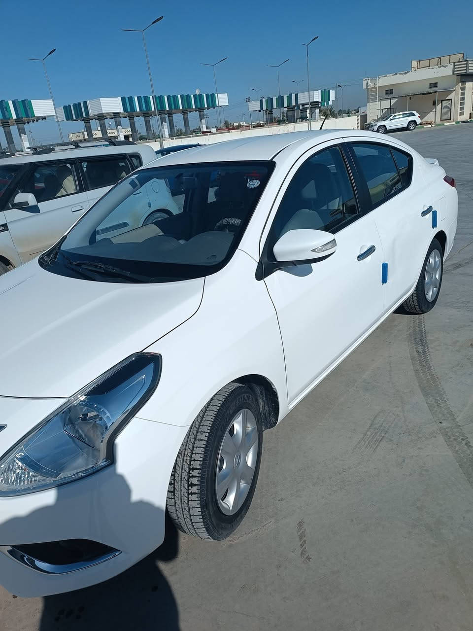 السلام عليكم
نسيان سني موديل 2025 رقم اربيل 

ماشيه 43 الف 

بيه طخه بالباب خلف السائق معروض ب 124 وبيه مجال 

مكاني سدة الهنديه بابل 
رقم موبايل ***********
