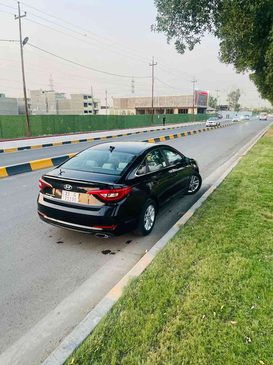 السلام عليكم من رخصت الادمن سونات للبيع موديل 2016 رقم سليمانية باسمي مميز حادثها بموضح بالصور مال امريكا بالعراق بيها قطعتين جاملغ خلفي ورة السايق وجاملغ امامي عكس السايق السيارة نقصها تبريد ودبلات خلفيه والشاشه السعر 105 وبيها محال حك الجيه مستعجل بالبيع مكانها بغداد الدورة موضح كل شي رقمي ***********
