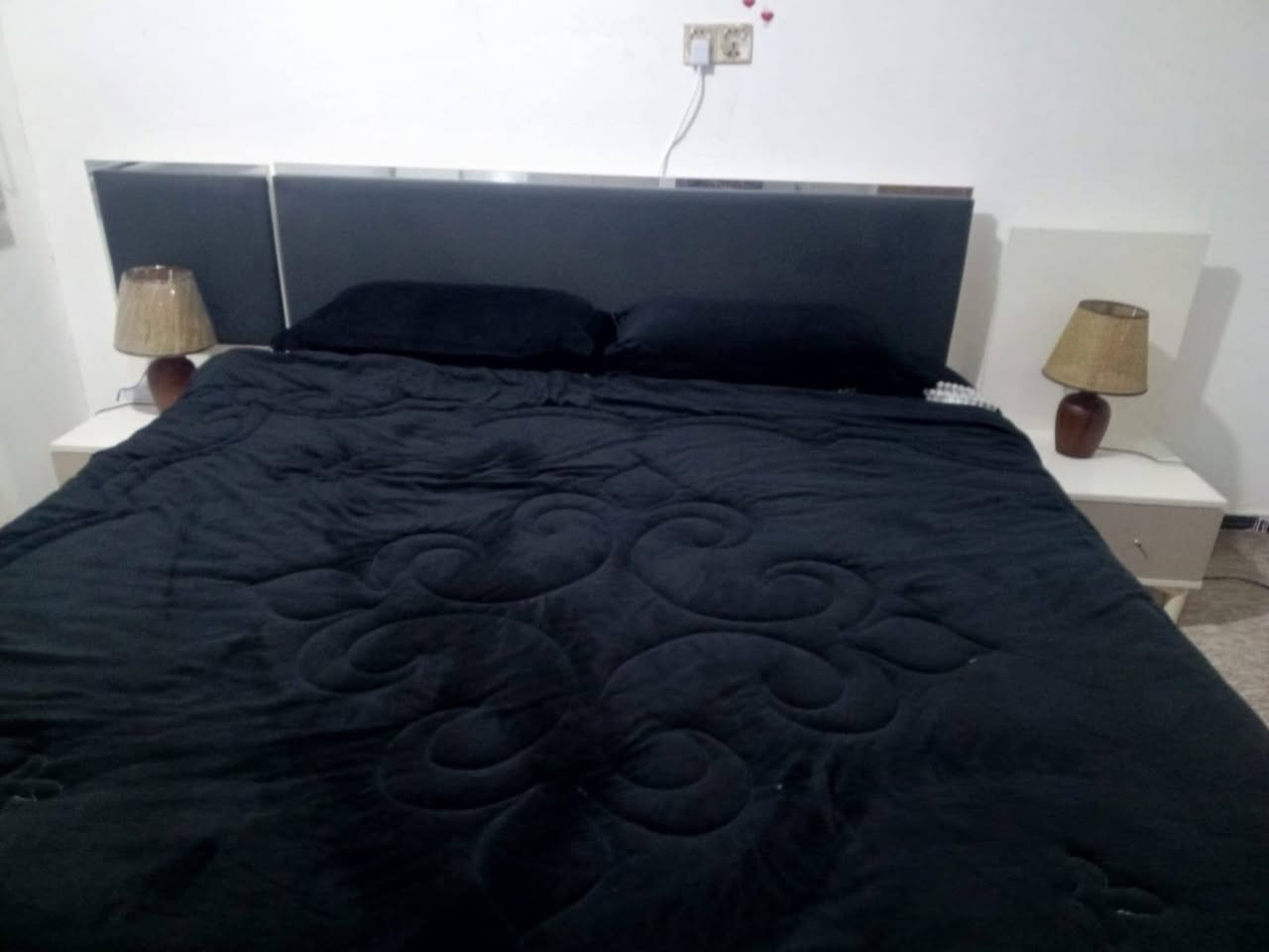 ٥قطع
رايدتها ٤٠٠ بدون دوشك


**إذا كنت صاحب هذا الإعلان وتريد حذفه لأي سبب، رجاءا أرسل رسالة إلى الدعم الفني**