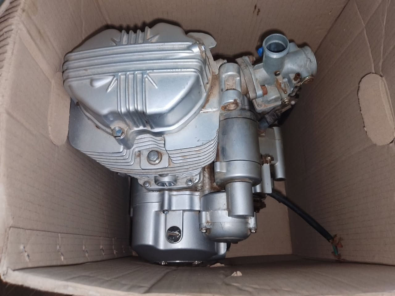 سلام عليكم شاصي كصبه رفيعه ومكينه امتيار ودبلات خلفيه واماميه  وتخم تاير للبيع ابيع   شلع كلهن السعر خاص


**إذا كنت صاحب هذا الإعلان وتريد حذفه لأي سبب، رجاءا أرسل رسالة إلى الدعم الفني**