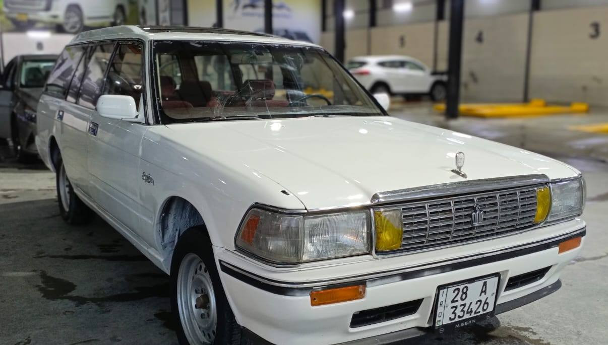 السلام عليكم للبيع سيدان موديل ١٩٩١ مكفولة كفالة عامة من الضربة الكص النقل مصبوغة عامة جمالية كير ومحرك جدد ٢٥٠٠ ديلكو اكسل جديد حدادية جديده كاردن جديد باتري جديد تخم تاير تخم ويل غرفة جديده كهربائيات كلهة جديدة وشغالة رقم نجف مشروع وطني انكليزي بسمي مداور بنفس الوقت مكاني النجف الاشراف السعر ٥٧ وبيهة مجال قليل للشراي ***********
