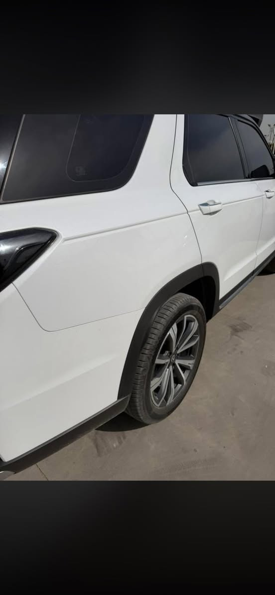شانجان cs95 جديده لووووك كفاله عامه حتئ من الشخط زيرو موديل 26 ماشيه 4000 آلاف فوووول مواصفات سعرها مناسب 42 مليون جوه سعر الزيرو 6 ملايين  مكانه بالدوره ***********
