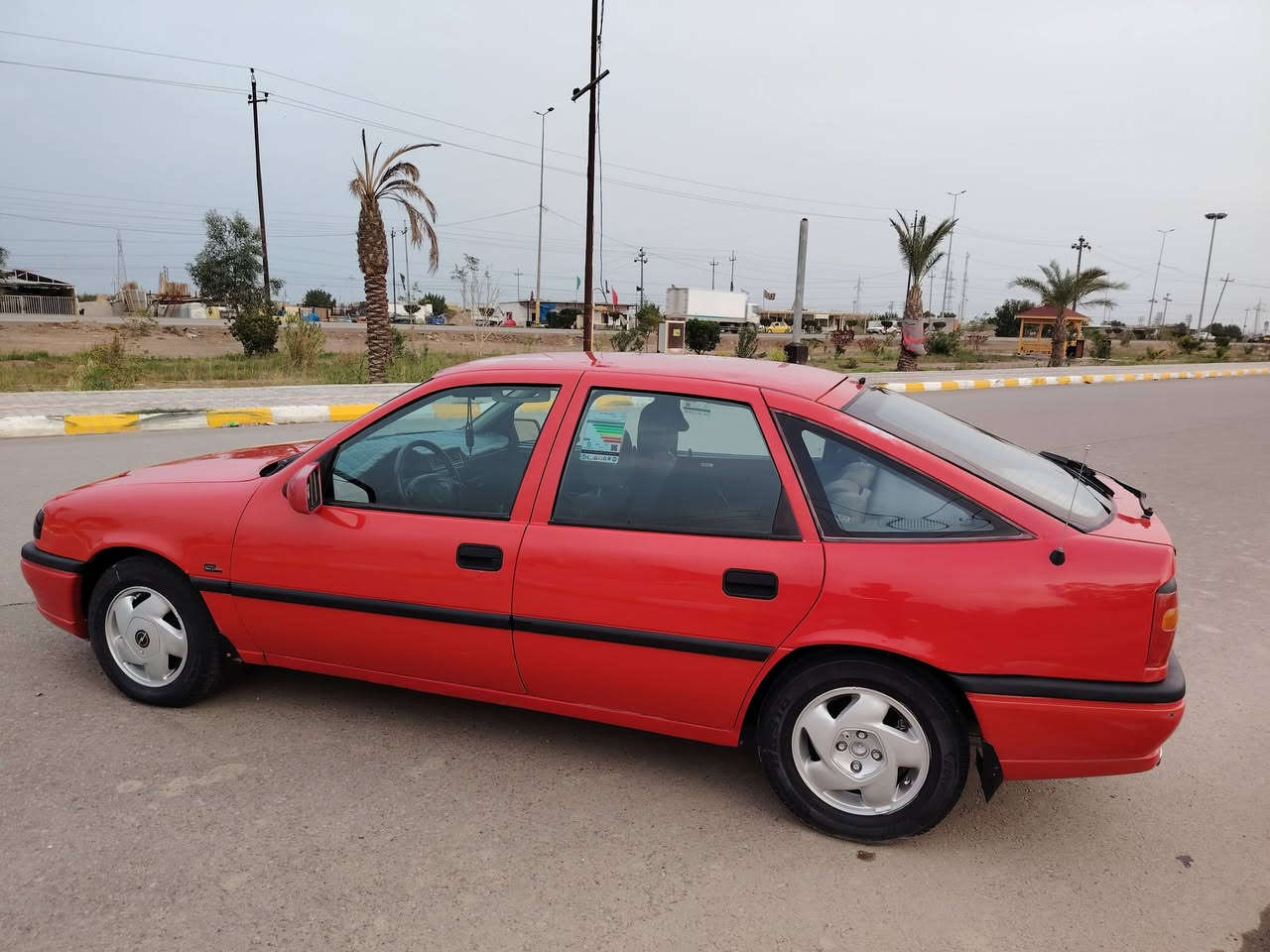 فكترا موديل ٩٤ سياره جديده مال جناي ستيشن رقم انكليزي استخدام شخص واحد تخم تاير حداديه جديده بأسمي تحويل ثاني يوم سنويه ل٢٦ السعر ٤٠ وبيه مجال قليل العنوان واسط للتواصل ***********
