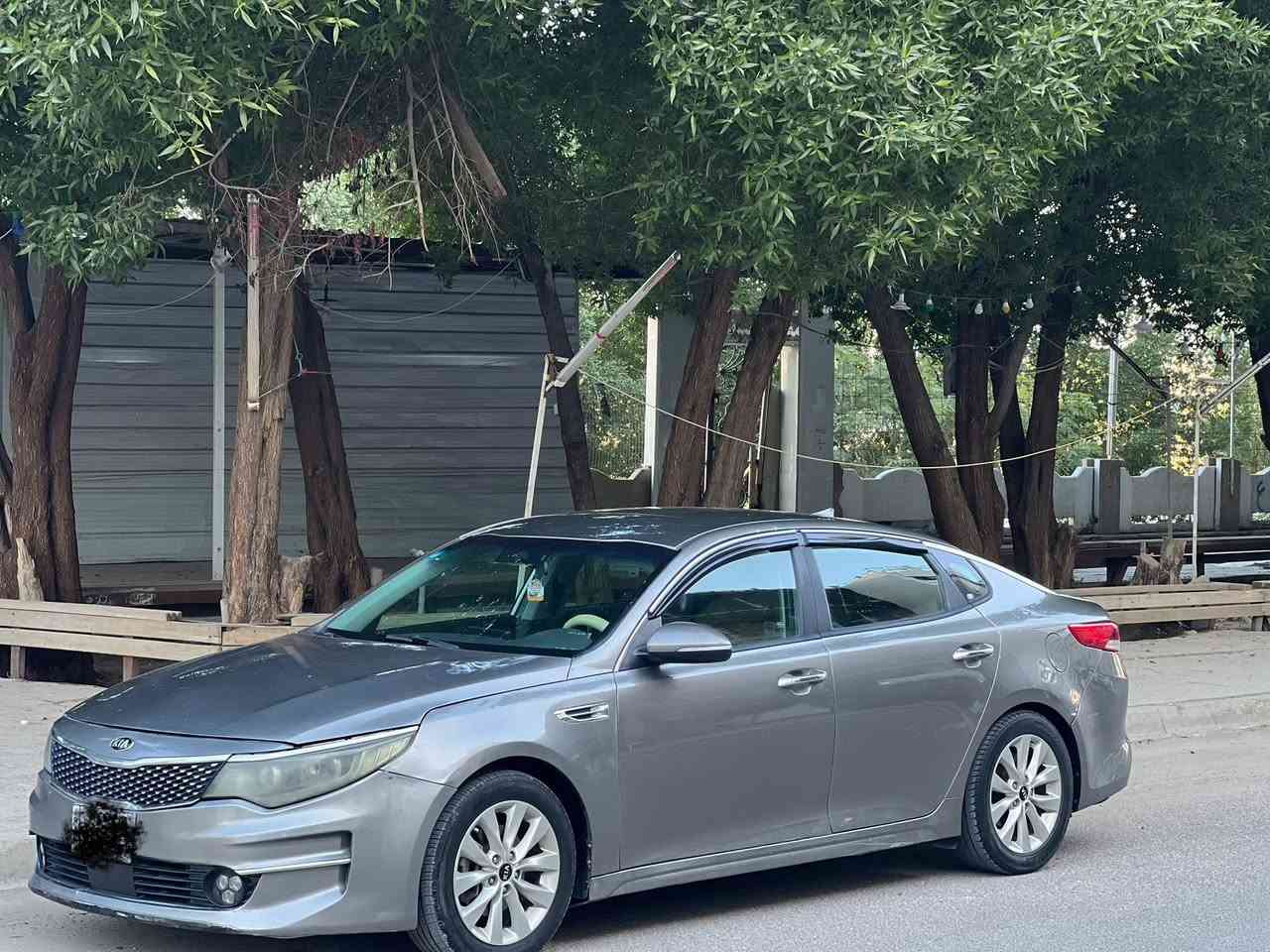 سلام عليكم للبيع اوبتيمه 2016امريكي
بيه جاملغ وبنيد ورشه بل باب السدر بدون اي عابر 
محرك 2400حداديه تبريد كله جديد 
مواصفات شاشه كأمره دواره تحكم استيرن 3وضعيات قياده وبعد بيه مواصفات ماشيه 140✅ 
للستفسار ***********.      السعر 108وبيه مجال
