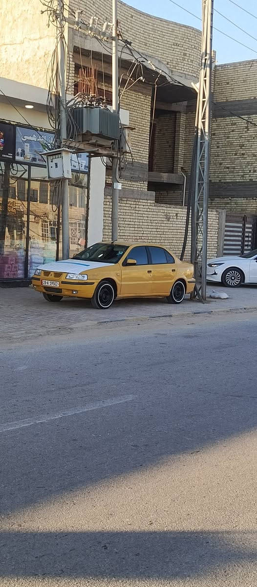 سلام عليكم سياره سمند ناطق. مديل 2012 سياره جاهزه من كل نواحي رقم نجف نكليزي مداور ثاني يوم سنويه ل 2027 نفاذ. مكينه كير حداديه كهربائيات تخم تاير. فول. غرفه نضيفه فول دشببوبل صاج فول. مكان نجف مشخاب. الاستفسار *********** 

ملاحضه فقط باب سايق مبدل. 
السعر33وبيه مجال كلش قليل
