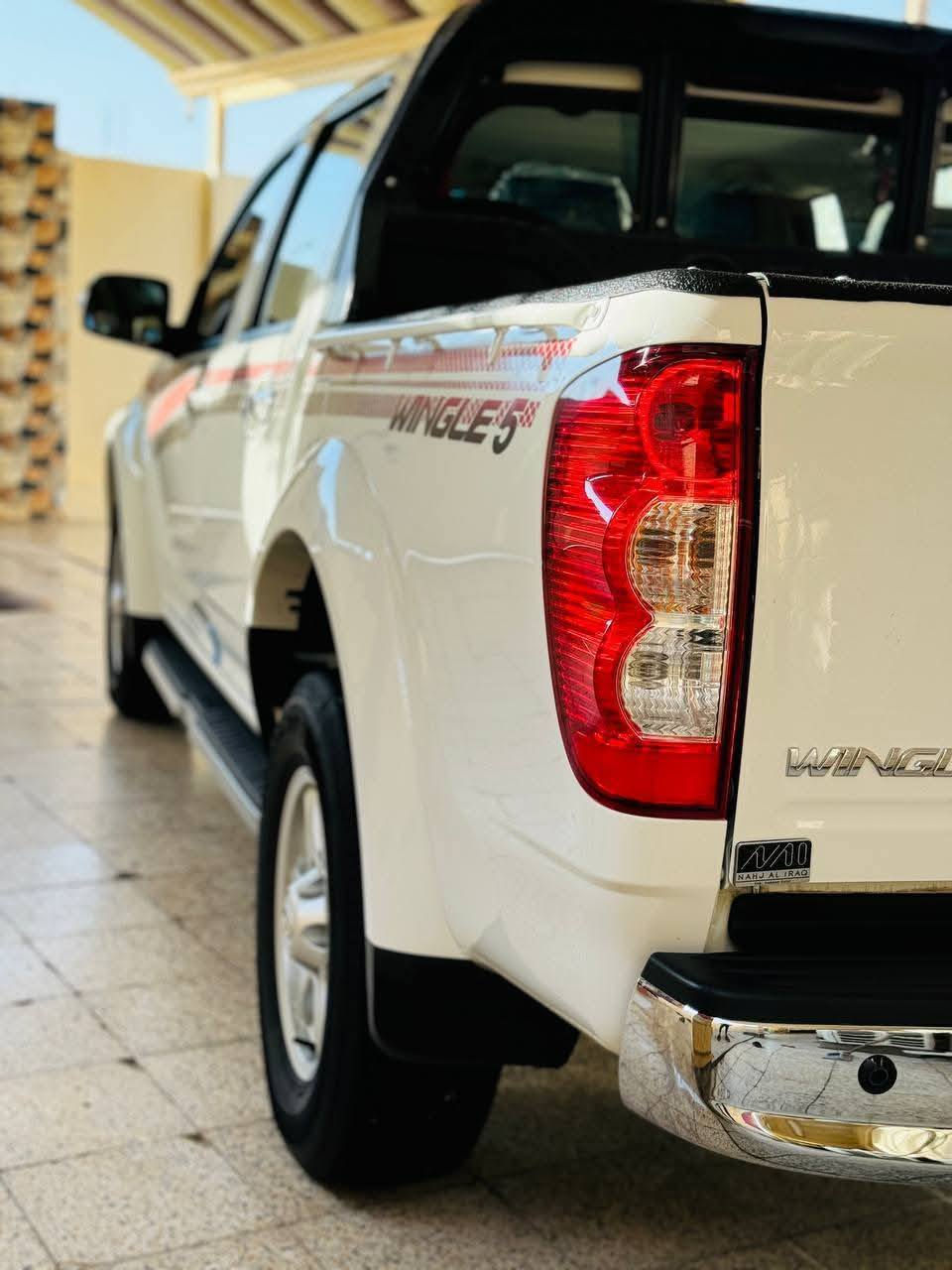 سلام عليكم
مكلف بل نشر مكلف بل نشر مكلف بل نشر 
كريت ويل 2025
رقم واسط نكليزي بسمي مشروع وطني
ماشيه 14
سياره بحالة الشركه
مكفوله كفاله عامه بيها صدع بصيط كلش سياره شرط السونار 
تاير شركه
سبير مانازل
شاشه جبيره
تحكم ستيرن
كشن جلد
كشن كهربائي
كامره اماميه
كامره خلفيه
حساس
سياره حالها حال الزيرو
كوت 
ترهم مراوس أو بمده 
***********
