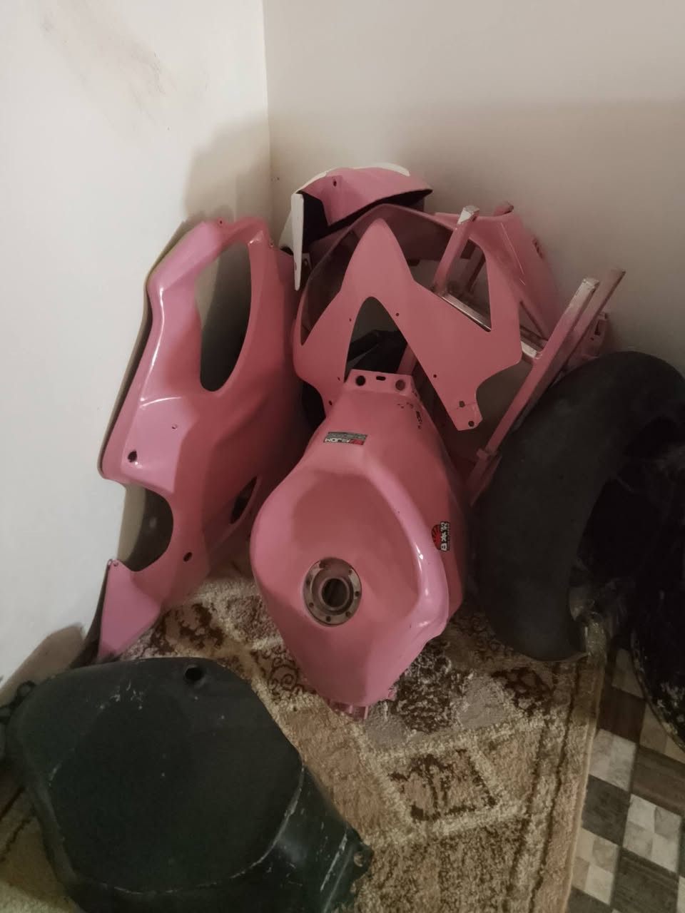 السلام عليكم شباب غراض افوراي تفصيخ شرط شغل وغراض جكسر موديل ٢٠٠٥ موجود مكينه ما مفتوحه شرط شغل غراض كله شرط شغل شتريد موجود مكاني كربلاء توصيل موجود ***********
