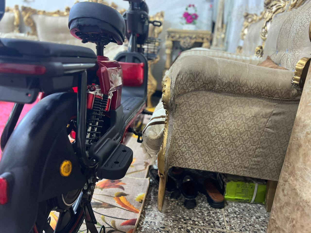 دراجه شحن جديده 5 بطاريات + بلوتوث + حساس + بصمه + سوجين + الدراجه ما ماشيه العنوان الشعب ***********
