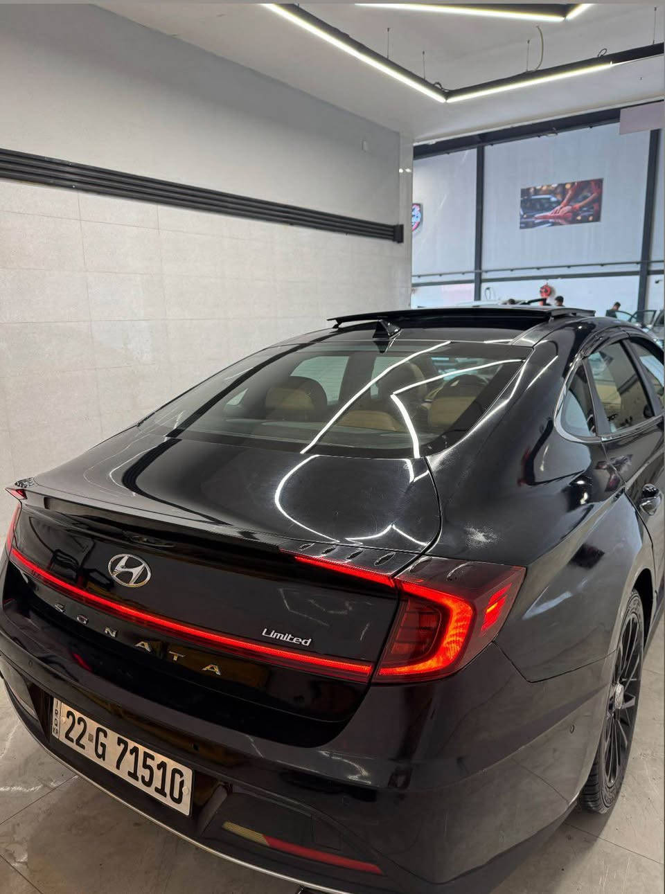 السلام عليكم 
سوناتا 2021 
فووول لمتد اعلى فئه 
حادثها ربع جاملغ خلفي بدون ايرباك بالهلال فقط 
جميع الايرباكات سليمه 
رقم اربيل تحويل مباشر 
مكانها بغداد الاعظميه *********** 
سعرها 195 وبي مجال للشراي بغداد, العراق
