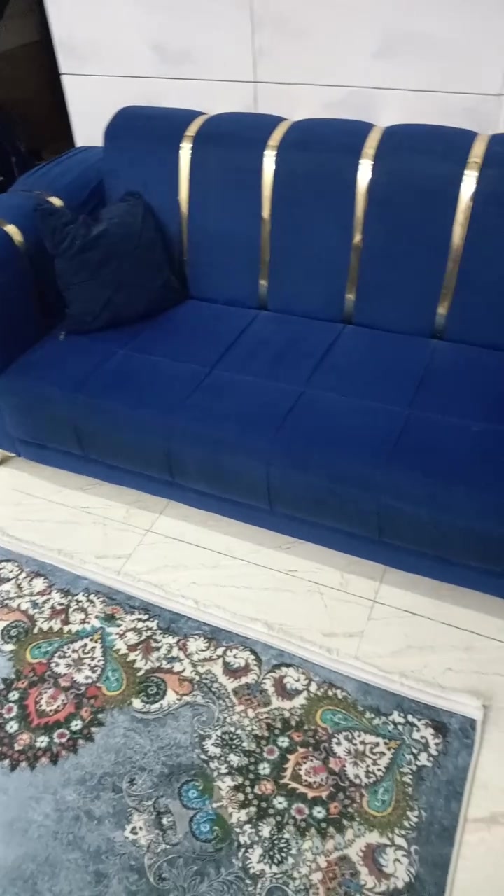 سلام عليكم غرفه خشاب صاج تسكام سعره ٦٥٠ وبه مجال قليل ودوان هم تسكام ١٣ مقعد مسويته ب٨٠٠ رايدينه ب٤٠٠ نهايته


**إذا كنت صاحب هذا الإعلان وتريد حذفه لأي سبب، رجاءا أرسل رسالة إلى الدعم الفني**
