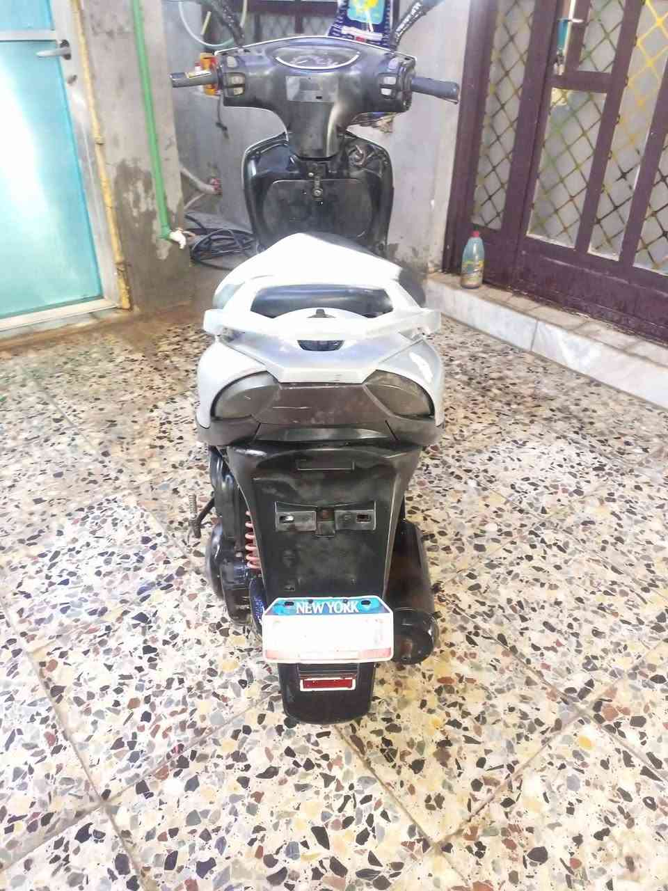 سلام عليكم درجة ماكس140 دراجه كامله كلها شغاله السعر350 المكان زعفرانيه الاستفسار رقم صاحبها *********** واني مكلف بل نشر
