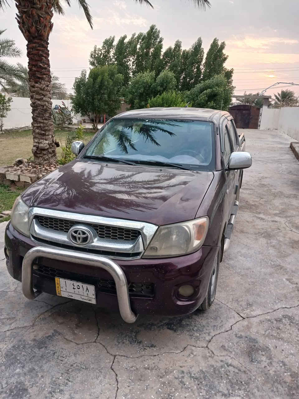 تيوتا هايلوكس ٢٠٠٦ سعودي كير عادي بيها الغماره والبنيد مصبوغ اثر ضربه والباقي جديد مكينه كهربائيات صدر وتخم تاير الحمدلله.....***********
