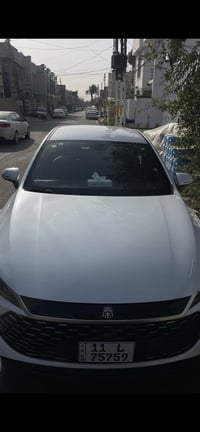 Byd qin plus 2025   ماشية ٢٣ الف   كامل ملحقات  رقم بغداد ( شبه مميز) ...