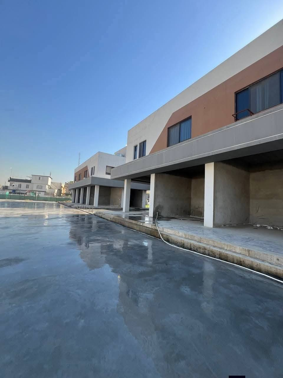 📢( إعلانـــ  إعلانــــ ) 📢  
📢مجمـــــع تجــاري للايجـــــار 

ايجار كل البنايه أو جزء لا يوجر محلات فرديه 
يصلح ماركت - مول ـ جيم ـ مجمع طبي ... 

◾️ العنوان/حي العربي قرب مدرسة اسامه بن زيد 
    ومقابل مدرسة النوارس الاهليه 

◾️المساحة : كل بنايه 200 المجموع 600 متر ل3 بنايات 
    كل بنايه تحتوي على محلات عدد 5  
    اضافه الى بارك سيارات وحدائق جانبيه واماميه للمجمع
   ومدخل دخول وخروج للمجمع 

☑️ لمعرفة الاسعار وباقي العروض على
     رابط التلكرام أو الواتساب

  https://t.me/+qTZcegvM12c4NmNi 

https://chat.whatsapp.com/DMjChweRxHdK65JdzVDy1z

☑️ للاستفسار مــراجعــــة #مكتــــب_البـحريـــن
حــــي الحدبــــاء قــــرب مرطبــــات البحريــــن
او الاتصــــال علــــى الرقــــم :
📞 *********** 
☎️ ***********
