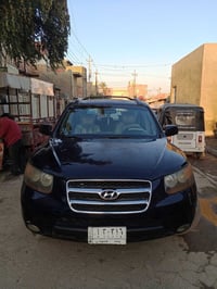 سنتافية للبيع وارد امريكي ضربتها باب خلفيه وجاملغ عكس السايق سيارة تخب...