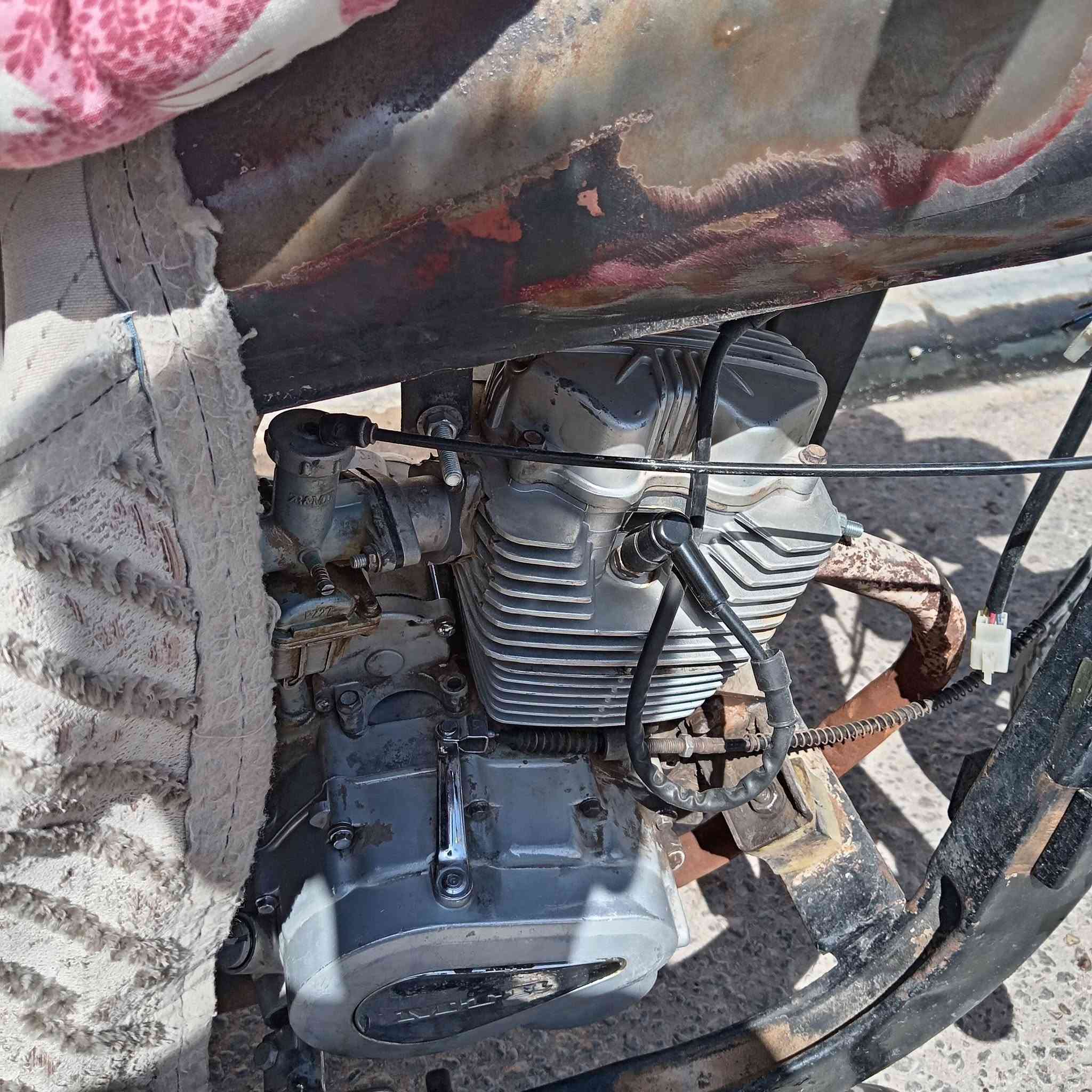 سلام عليكم ستوته البيع مديل 16 اصولي اصولي اكتبك من الوكيل الركبه ملحومه باجات المكان نجف حي ميسان شرع المركز اقمي ***********
