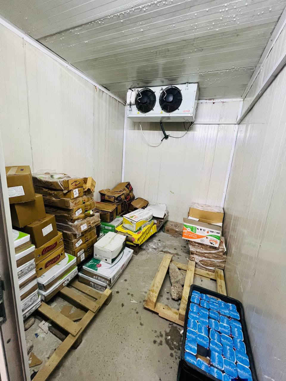 السلام عليكم
نعلن لكم عن عرض براد ألجزيره للبيع
نوع البراد :خمسه طن دورين ايطالي
مساحه: الغرفه  5*3
قاطع داخلي يفصل باب المدخل والغرفة
3 اجهزة رافع فولتيه 
الموقع : في منطقة الطارميه العبايجي سوق المصلحيه مجاور المستوصف الصحي القديم 📍
لعدم التفرغ
للاستفسار الاتصال
‏‪0782 641 8301‬‏ ابو علي الفراجي
*********** طه خالد
