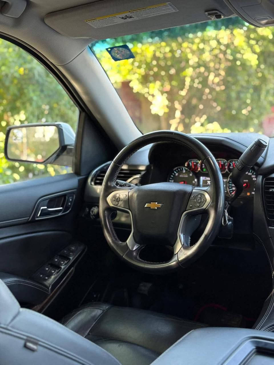 السلام عليكم
تاهو فدرالي 
موديل 20 مرقم بغداد وجاهز دخول جديد 
وارد أمريكي السياره باسمي شخصيا تحويل نفس 
كير مكينه صدر تبريد كهربائيات كله بلاد 
مكينه المرغوب 5300 
ويل كروم حجم 22 
زنون 
بروجكتر 
شاشه 
كامرا
حساس 
قاصه 
هوك
جلد 
ترايش نيكل 
السياره جاهزه ونضيفه بالعافيه عالياخذها 
ملاحظه كل شي اكو بلسوك بس النظافه والموديل يحكم 
عندك مراوس احجيلي بالمعقول كل شي بسعره بيع او مراوس حسب القناعه 
السعر 325  مجال بسيط حك العمله
شراي اتصل صور الحادث خاص 
***********  مكاني بغداد حي دجله
