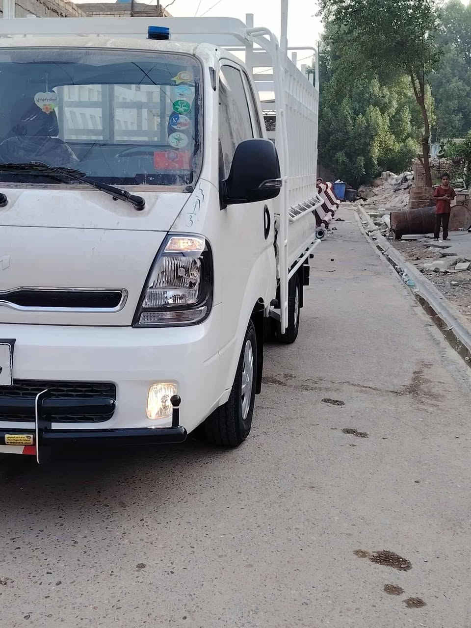 كيا. حمل للبيع (ملاحضه المحجر مو وياه) 
موديل 2025 ( ماشيه 7 تالاف) 
مكينة 2700
سيارة مكفولة 
سيارة بعده عل وضع الشركه
مكان بغداد حي النصر 
***********
