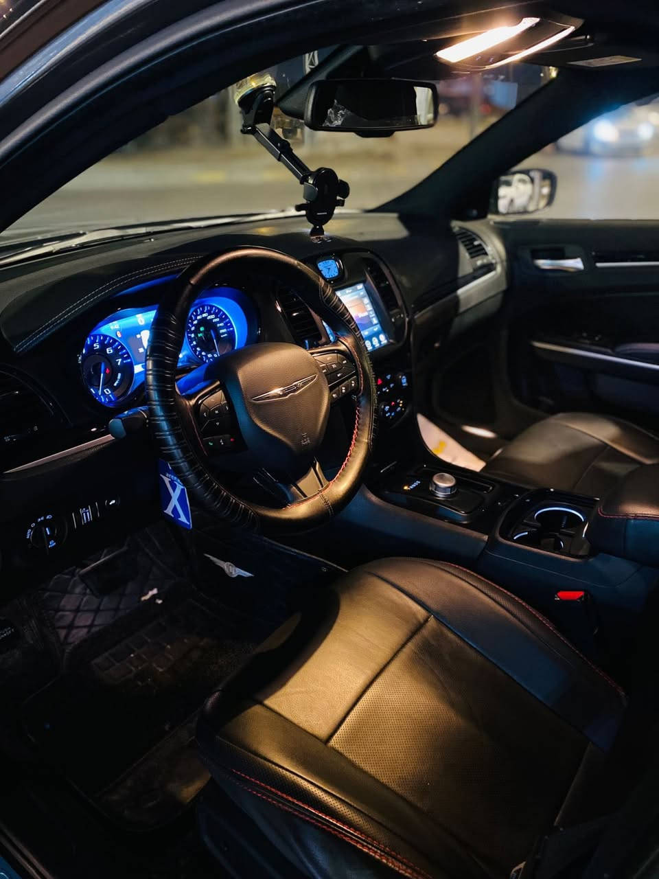 كرايسلر 300S 🤍
الموديل : 2022  . (خليجي) . 💯شركة هارلم

العداد :  20000 كيلو متر

المحرك : V6 . 3.6L .

الضمان : 3 سنوات او 60 الف كيلو متر .

السيارة اربيل تحويل مباشر

المواصفات :

الواجهة الأمامية SRT.

پانوراما .

رادار امامي مع مانع تصادم .

نقطة عمياء .

حساسات امامية .

مصابيح امامية زنون مع LED .

ويل قياس 20 أنج .

حساسات خلفية .

بردة خلفية كهربائية .

شاشه كبيرة مع نظام ملاحة نفكيشن GPS .

سستم صوت الپاين مع سماعات بريميوم .

مقصورة الركاب من الجلد الفاخر .

مقاعد أمامية كهربائية عدد 2 .

ذاكرة لحفظ وضعيات الجلوس (ميموري) .

مقاعد أمامية تبريد وتدفئة

مقاعد خلفية تدفئة .

تشغيل عن بعد .

ستيرن كهربائي

تدفئه ستيرن .

محدد سرعة .

تلفون بلوتوث .

كاميرا خلفية .

مرايا متحسسة للاضاءة العالية .

كير شفتر بالستيرن .

دخول ذكي (بصمة)

مكان السيارة النجف

تفاصيل اكثر ع خاص 🥇

***********

وتساب ***********
