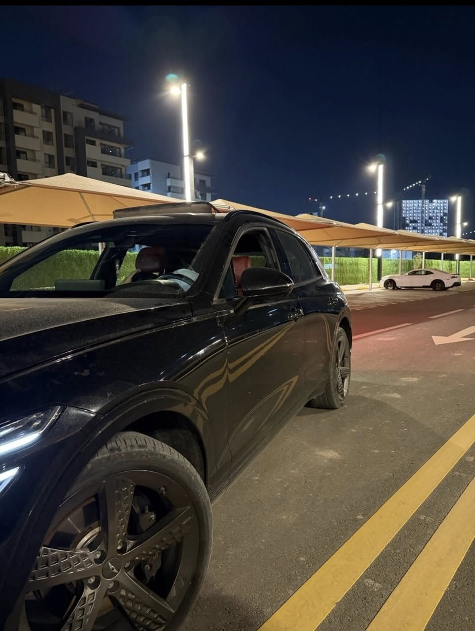 السلام عليكم Gv70 برستيج للبيع

جينيسس GV70 2023 (Sport Prestige)

محرك 6 سلندر

ماشيه30  الف  كيلو

فل مواصفات

‎كامرات 360 درجة

حساسات 360 درجة

رادارات كامله قيادة اليه 100‎%‎

تدفئه تبريد بلمقاعد 

هيتر استيرن تحكم ستيرن كهرباء 

كرسي سائق مساج اكثر من حركه 

بنوراما 

بردات خلفية 

شحن وايلس كار بلي ويفاي 

مري شفط ترحيب عند الاقتراب 

بصمة اضافيه مع كارت تشغيل بلادي 

سستم صوت lexicon 🔈

اوتو هولد مع نضام اطفاء الازدحامات 

سياره فول الفول

سيارة مكينه3500 تون  تيربو 🚀

مري شفط 

السيارة نظيفة وجاهزة من كلشي 

حادث 
بنيد وجاملغ الامامي مبدل وكاله +صبغ جاملغات خلفيه 

رقم بغداد باسمي تحويل مباشر 

موقع السيارة:بغداد   

السعر265 

الاتصال:***********
