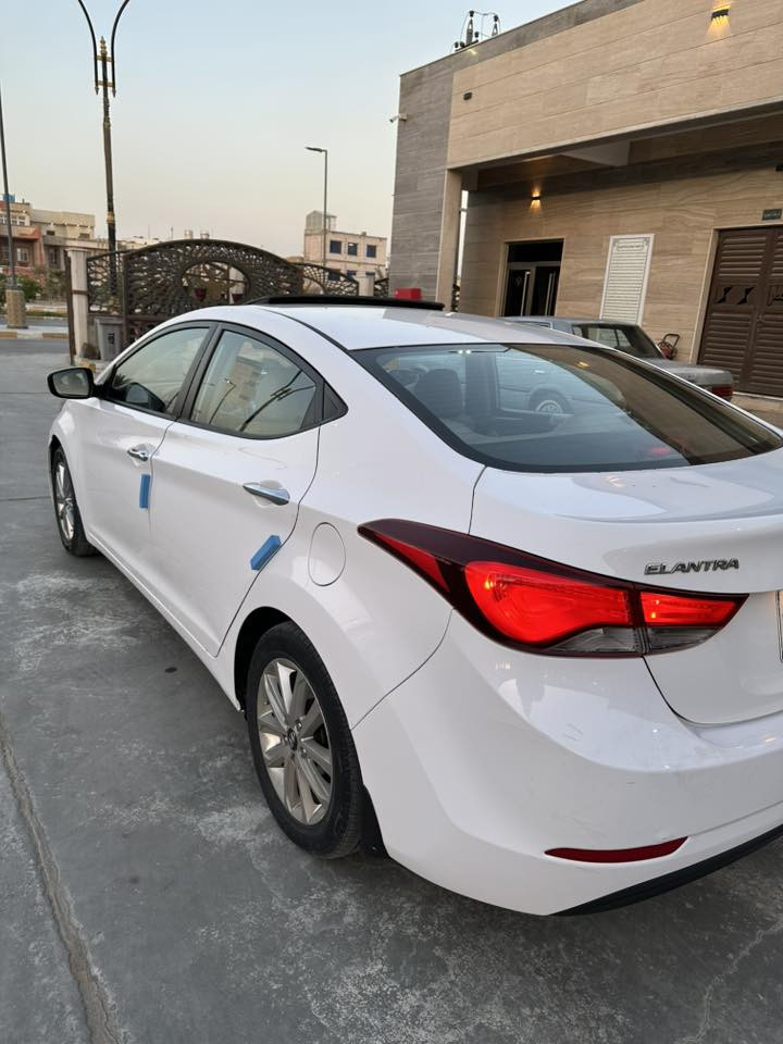 رمضان كريم وصيام مقبول
النترا 2015 خليجي (كفاله عامه)
بدون ضربه ،بدون رش بدون تكحيل بدون تكشير،
فقط دوسه رش اسفل وكم بارد بسيط وحتى ممبين 
رقم بغداد الدولي بأسمي سنويه وهزه جديده 
السياره كفاله ايضاً محرك وكير مامفتوحات 
ماشيه 137كم (حقيقي) تدك جرس 
كشنات جلد بيجي فتحه تحكم ستيرن شاشه مري شفط اشاير مري تبريد قطعتين فول 
السياره بلاديه وجاهزه وع وضع الشركه استخدام شخصي مال بيت انا ثالث مالك الها لا مشتغله تكسي 
مكاني الناصرية مركز  /السعر 135 
***********
