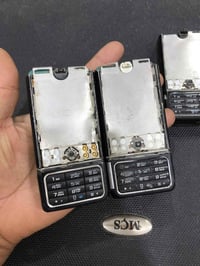 نوكيا 3250 • شاشة ناقصة • عاطل