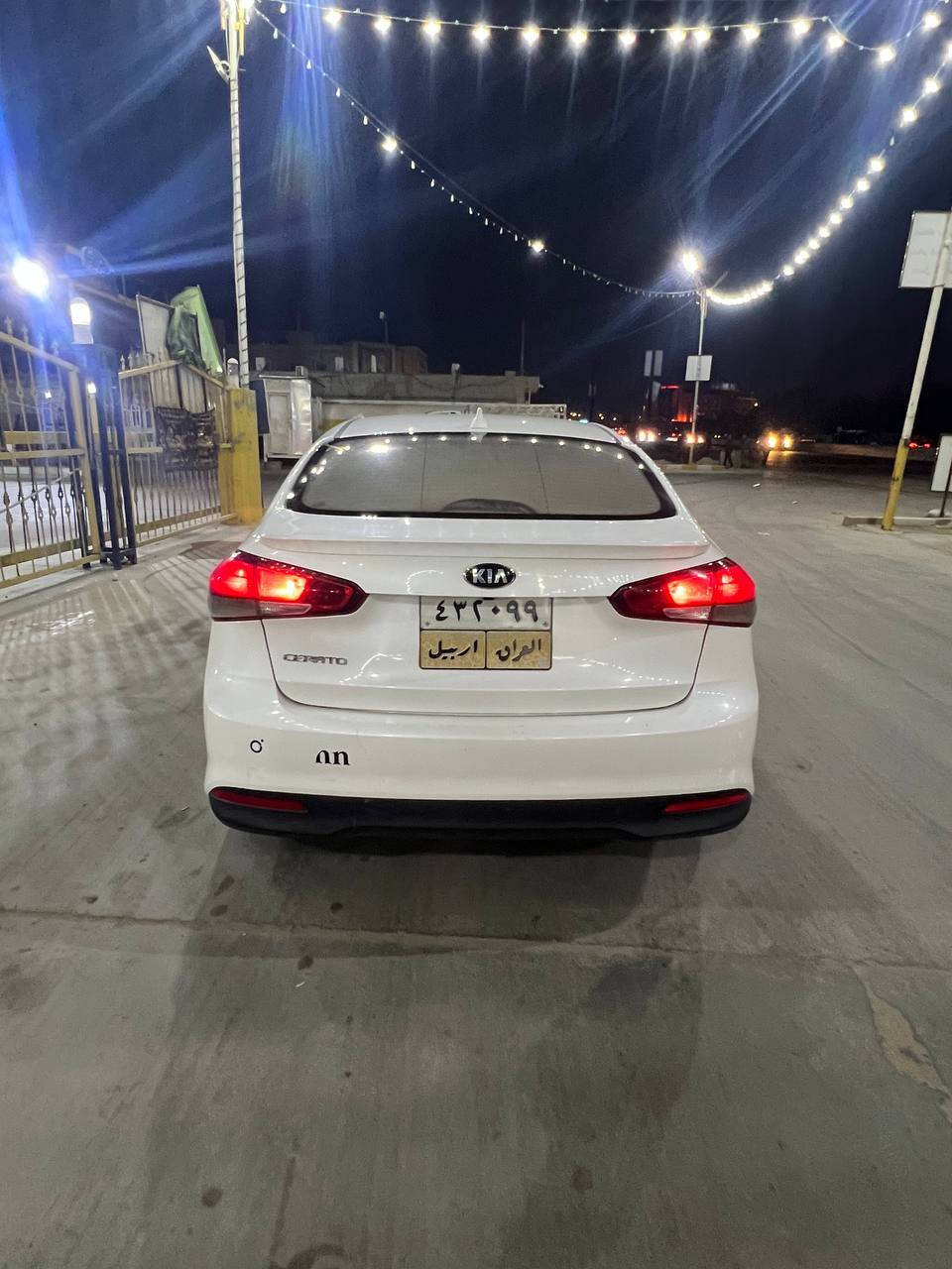سيراتو موديل 17 رقم اربيل تحويل او وكاله السعر 119.كفاله من صبغ بيها مكانين بارد مكاني نجف ***********
